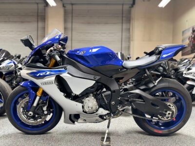 2015 Yamaha R1