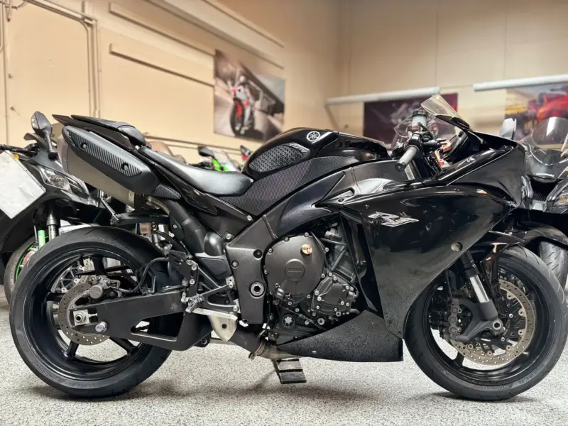 2012 Yamaha R1