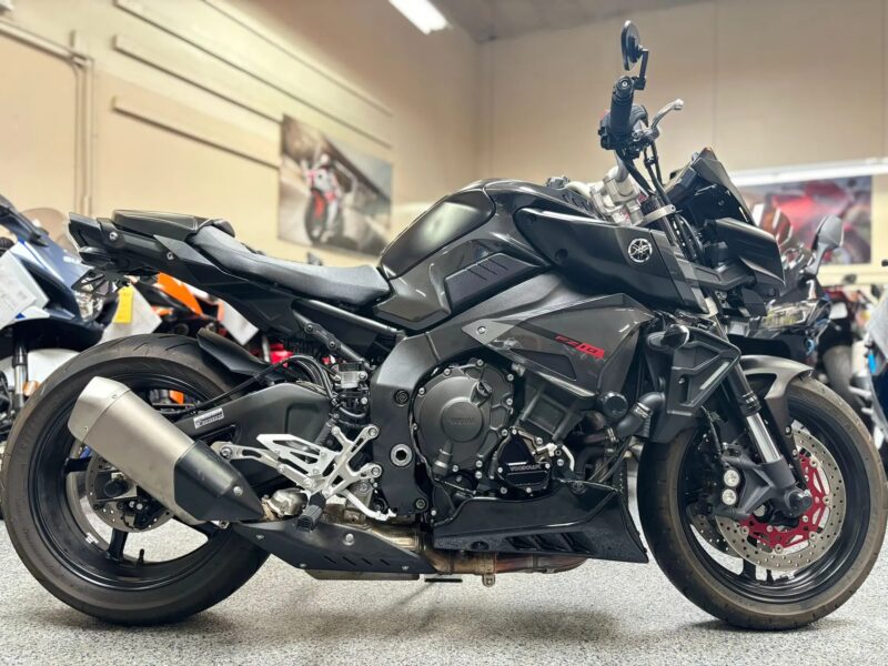 2017 Yamaha FZ-10 FZ10 MT10 MT-10