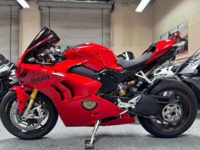 2022 Ducati Panigale V4S