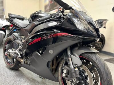 2015 Yamaha R6 RAVEN