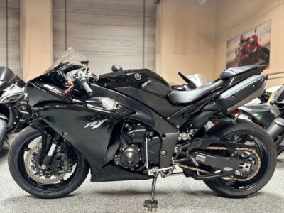 2012 Yamaha R1