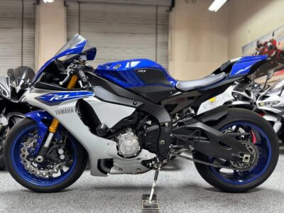 2015 Yamaha R1