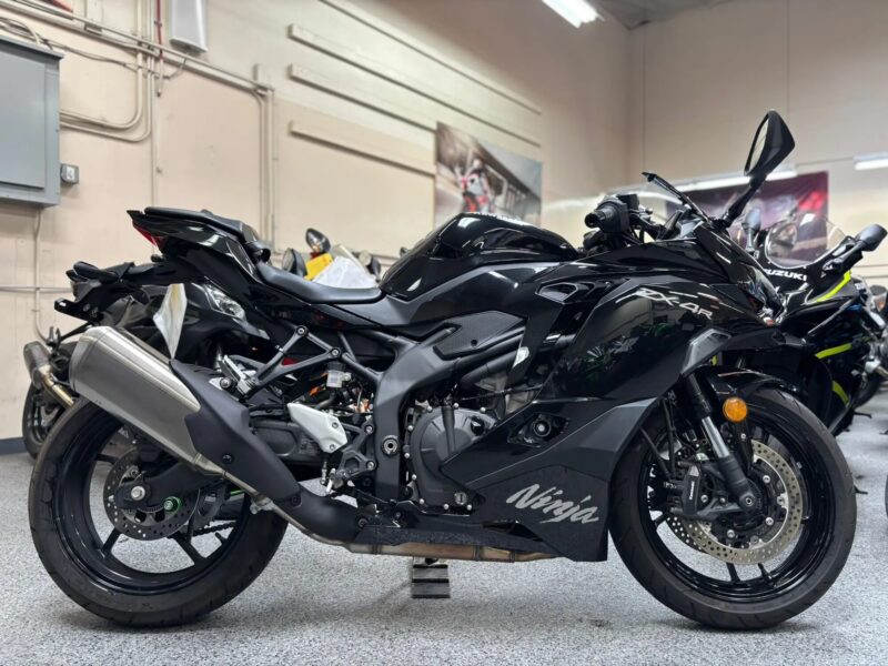 2024 Kawasaki Ninja ZX4R