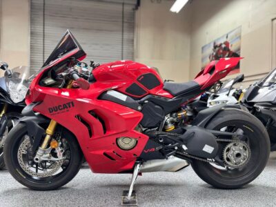 2024 Ducati Panigale V4S