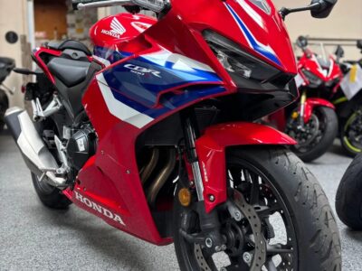 2025 HONDA CBR500R ABS