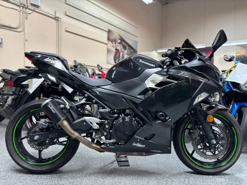 2022 Kawasaki Ninja 400