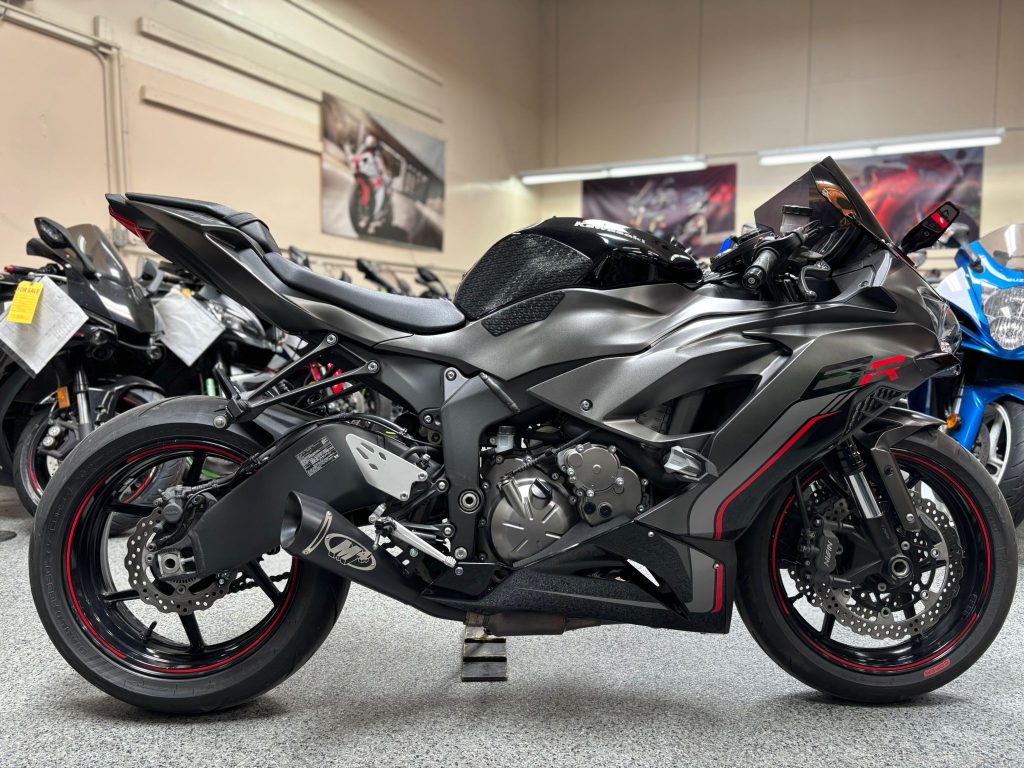 2022 Kawasaki Ninja 636 ZX6R - 14K Miles | AK Motors