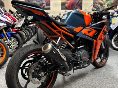 2022 KTM RC390