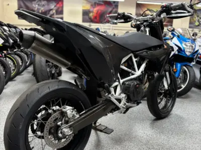 2017 Husqvarna 701 SUPERMOTO