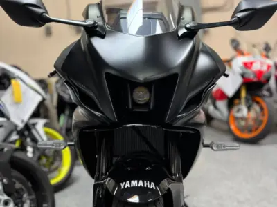 2025 YAMAHA R7