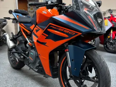 2022 KTM RC390