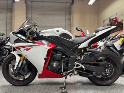 2009 Yamaha R1 Crossplane