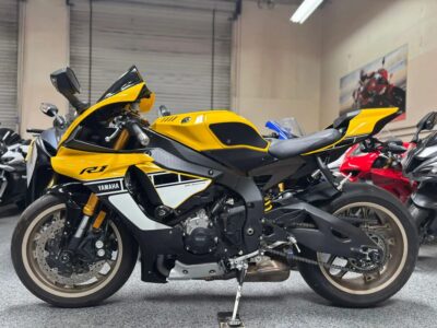 2016 Yamaha R1 60TH ANNIVERSARY EDITION