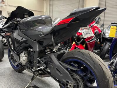 2016 Yamaha R1S