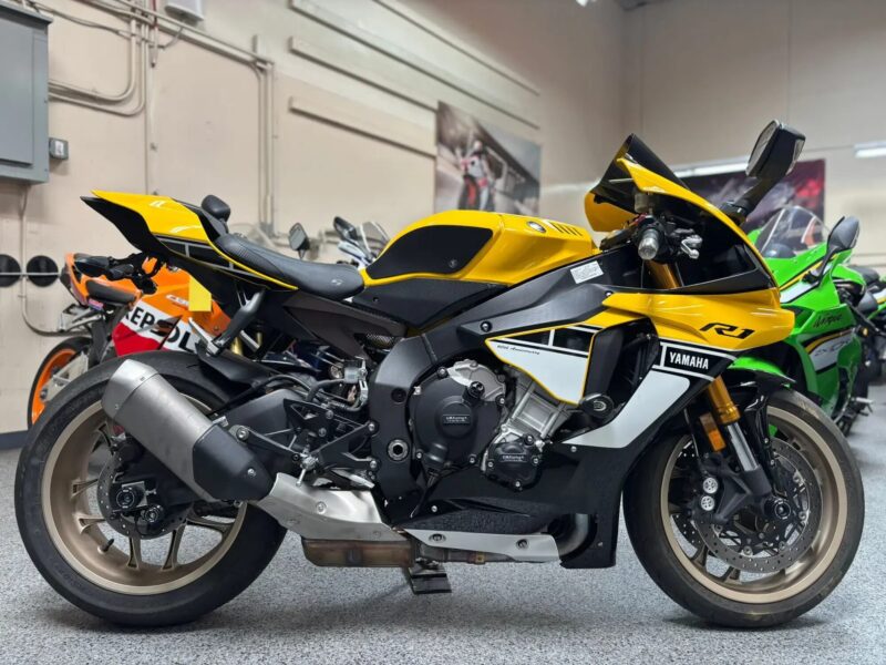 2016 Yamaha R1 60TH ANNIVERSARY EDITION