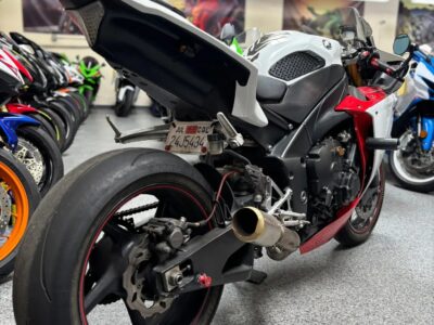 2009 Yamaha R1 Crossplane