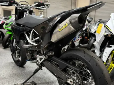 2017 Husqvarna 701 SUPERMOTO
