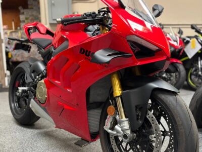2022 Ducati Panigale V4S