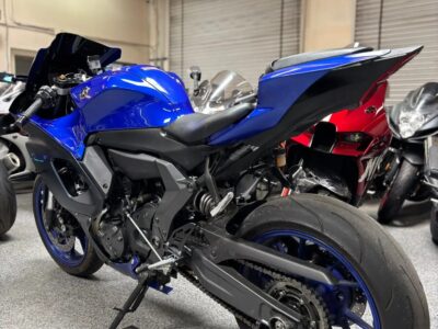 2022 YAMAHA R7