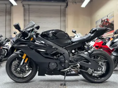 2017 Yamaha R6