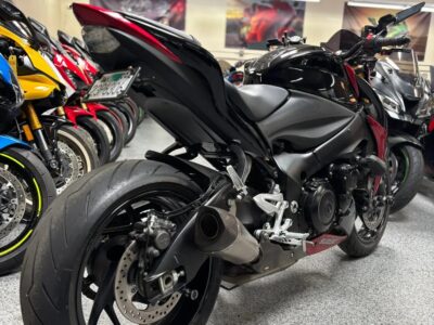 2016 SUZUKI GSX-S1000