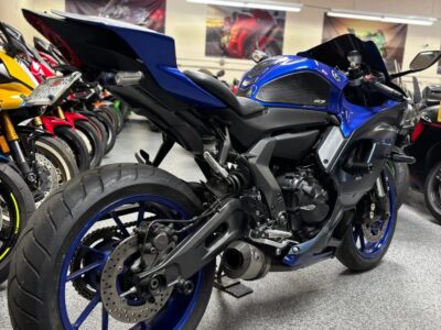 2022 YAMAHA R7