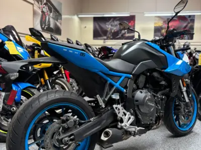 2023 Suzuki GSX 8S
