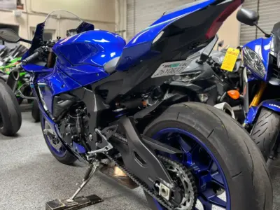 2025 Yamaha R1