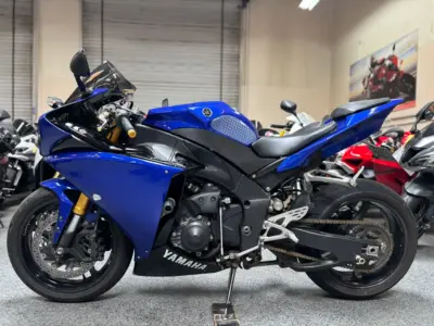 2009 Yamaha R1 Crossplane