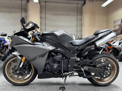 2014 Yamaha R1