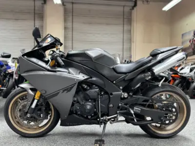 2014 Yamaha R1