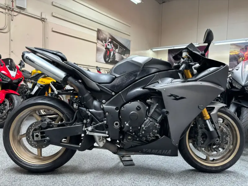 2014 Yamaha R1
