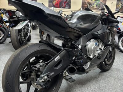 2017 Yamaha R1