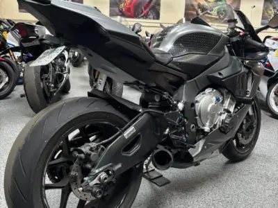 2017 Yamaha R1