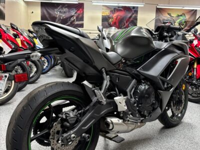 2024 Kawasaki Ninja 650 TRACTION CONTROL