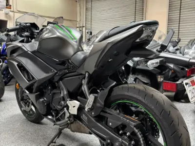 2024 Kawasaki Ninja 650 TRACTION CONTROL