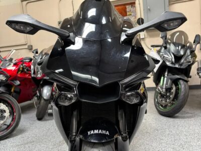 2015 Yamaha R1