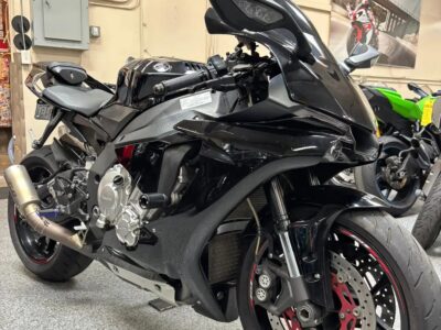2015 Yamaha R1