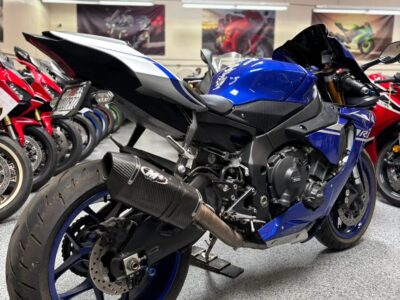 2017 Yamaha R1