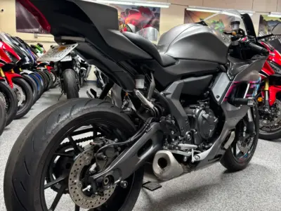 2024 Yamaha R7 Sport Bike for Sale