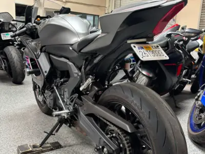 2024 Yamaha R7 Sport Bike for Sale