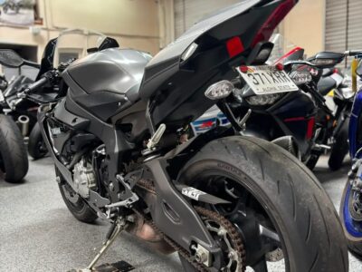 2016 Yamaha R1S