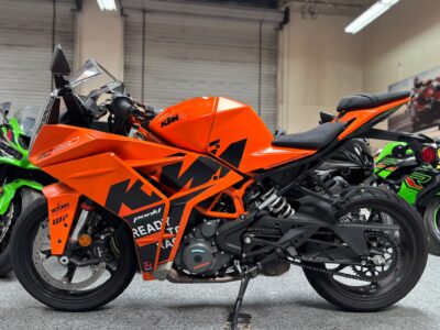 2023 KTM RC390