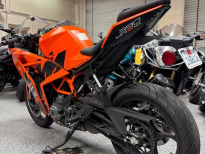 2023 KTM RC390