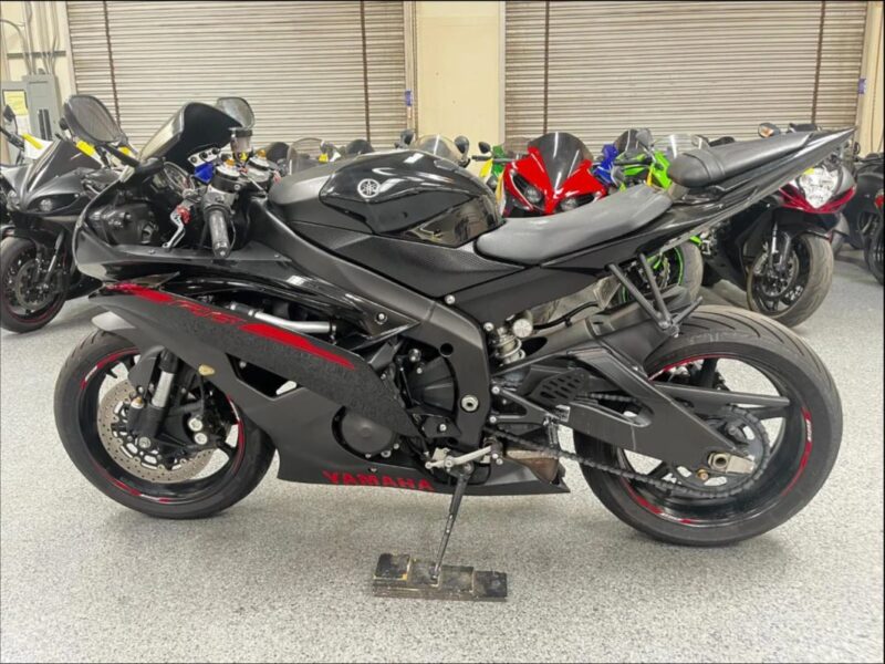 2015 Yamaha R6 Raven