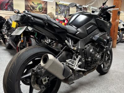 2021 YAMAHA MT10 MT-10