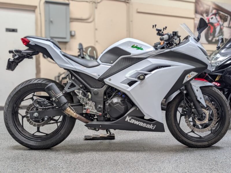 2015 Kawasaki Ninja 300 ABS