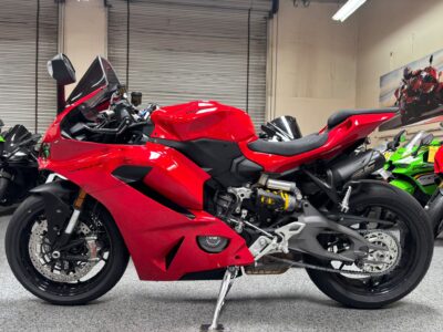 2025 Ducati Panigale V2