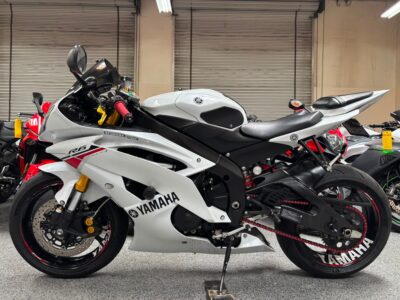 2015 Yamaha R6 RAVEN